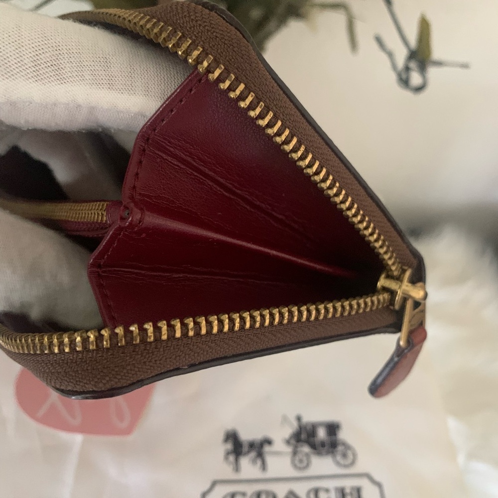 Coach Signature Tan Rust Zip Around Wallet - Picture 5 of 7